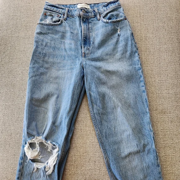 Abercrombie Fitch The 90s Straight Jean Ultra High Rise Size 8L/29 Medium Wash - Picture 3 of 6